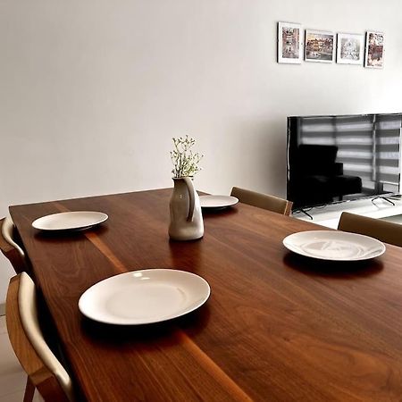 Viewline Seaview Modern 3 Bedroom Apartment 마르사실로크 외부 사진