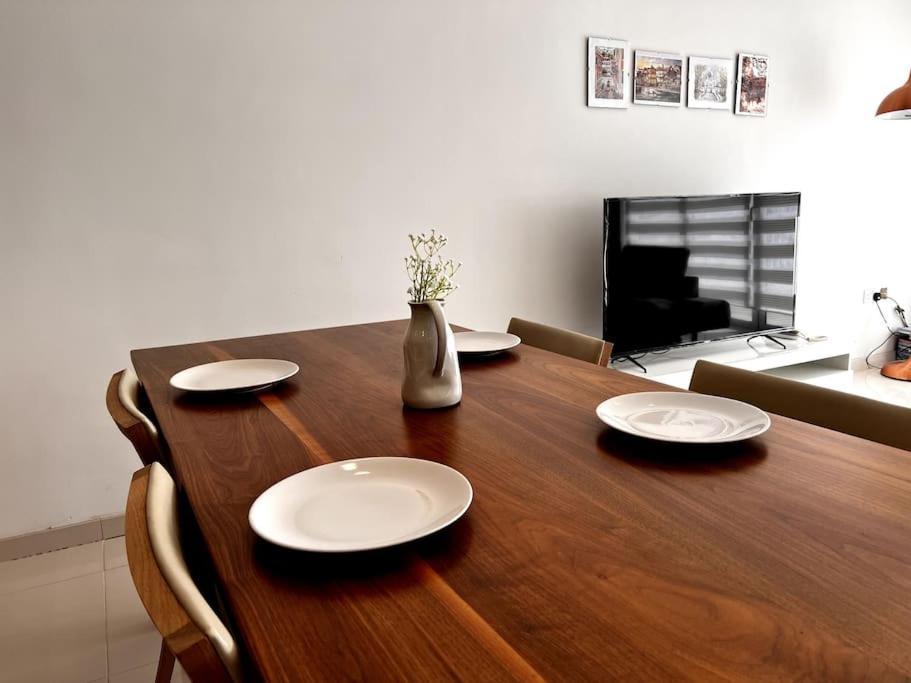 Viewline Seaview Modern 3 Bedroom Apartment 마르사실로크 외부 사진